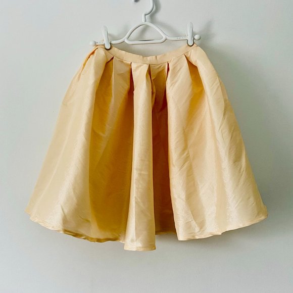 NWT Luna Cream Party Skirt - Picture 2 of 5